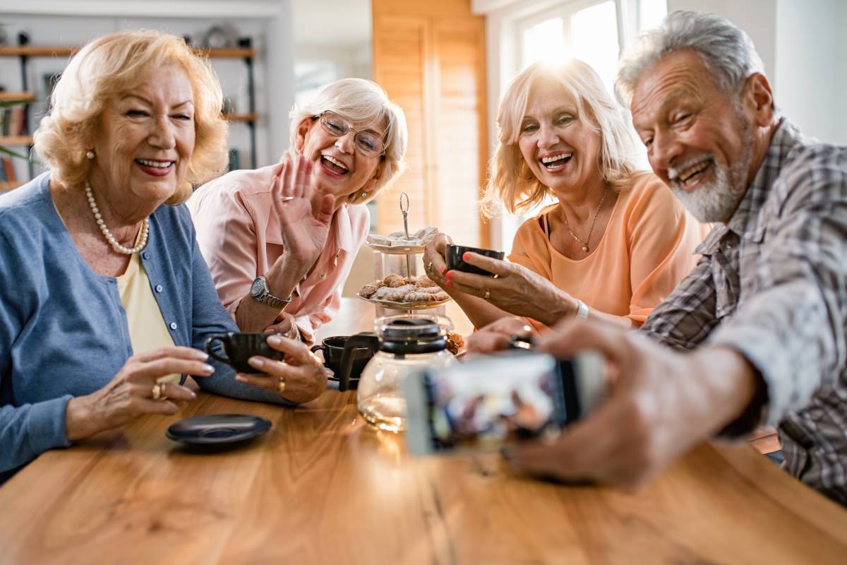 Smartphone, Online-Banking und Video-Anrufe: Digitale Hilfe 